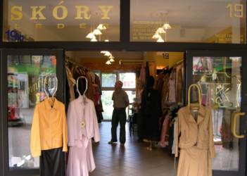 Sklep Firmowy nr 2. - pl. Puaskiego 7/15